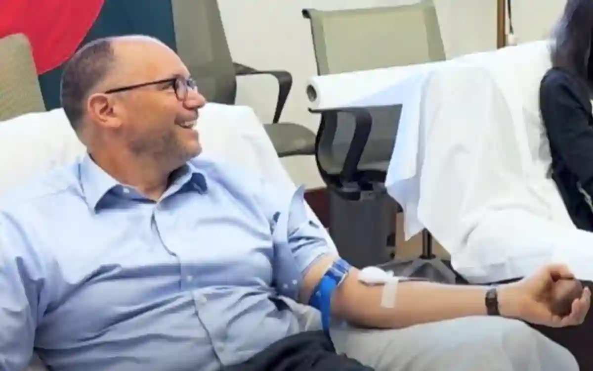 US Ambassador to Dhaka Peter D Haas donated blood