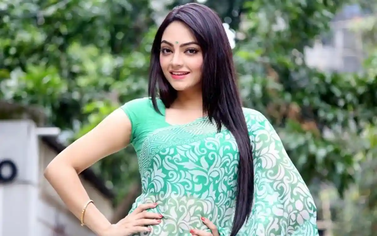 ঈশানার জীবনে নতুন অধ্যায় শুরু