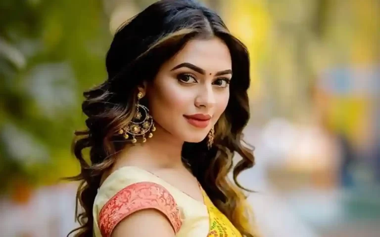 নুসরাত ফারিয়ার শিডিউল মেলাতে হিমশিম