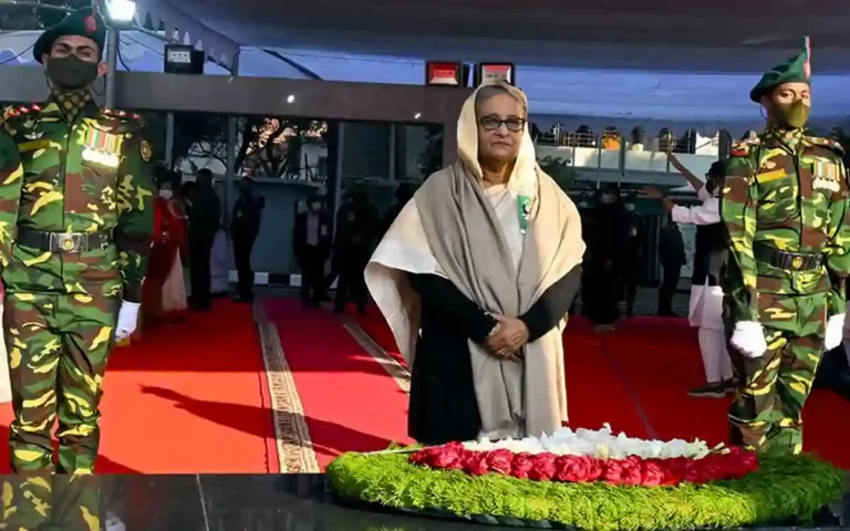 Prime Minister's tribute to Bangabandhu's portrait