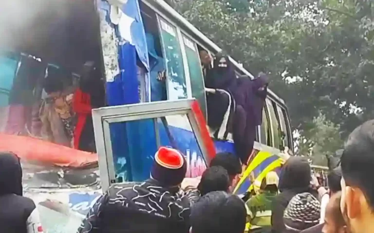 Driver injured in bus accident in Cumilla, 70 students survived