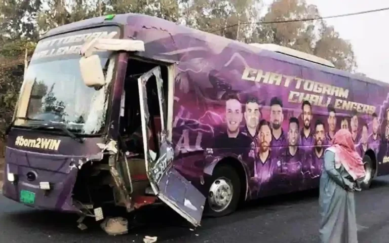 Chittagong Challengers team bus hit by lorry