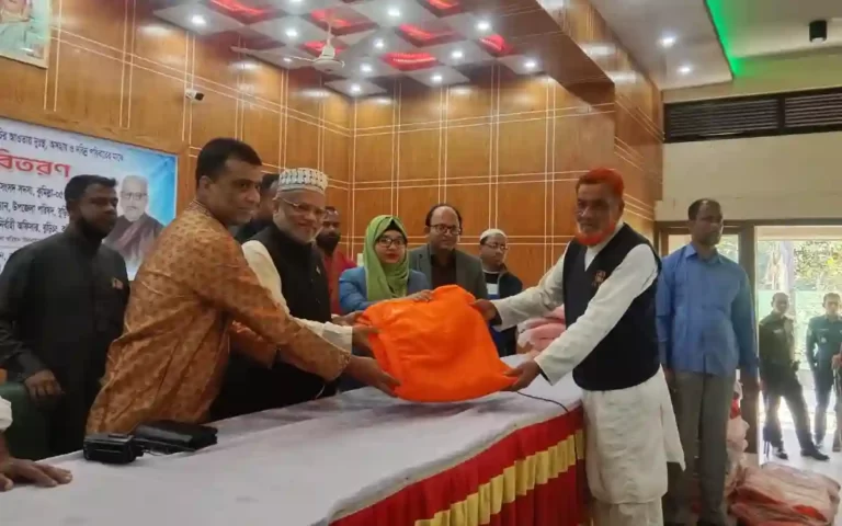 Distribution of blankets among more than two hundred cold victims in Burichong, Cumilla