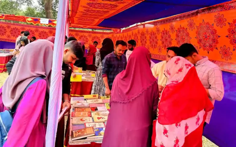 Ekushe Book Fair organized for the first time in Cumilla University, excited students
