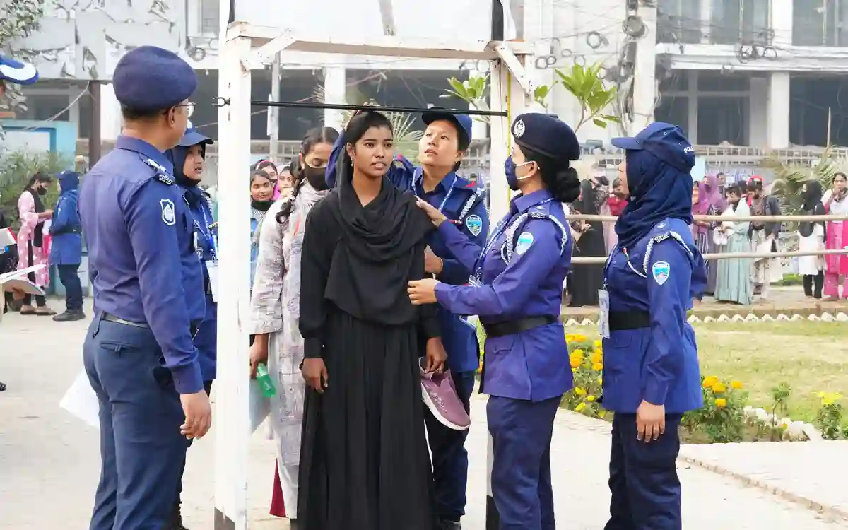 In Cumilla, the preliminary selection process for the recruitment of police constables under the motto 'Service not job' has started