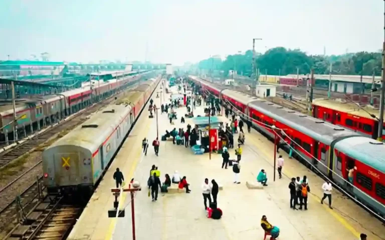 The lover came to commit suicide under the train and moved away, the death of the lover was cut by the train