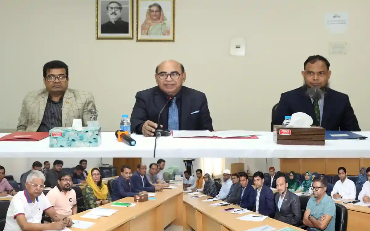 বিশ্ববিদ্যালয়ের আয়-ব্যয়ে স্বচ্ছতা নিশ্চিত করার আহ্বান ইউজিসি’র