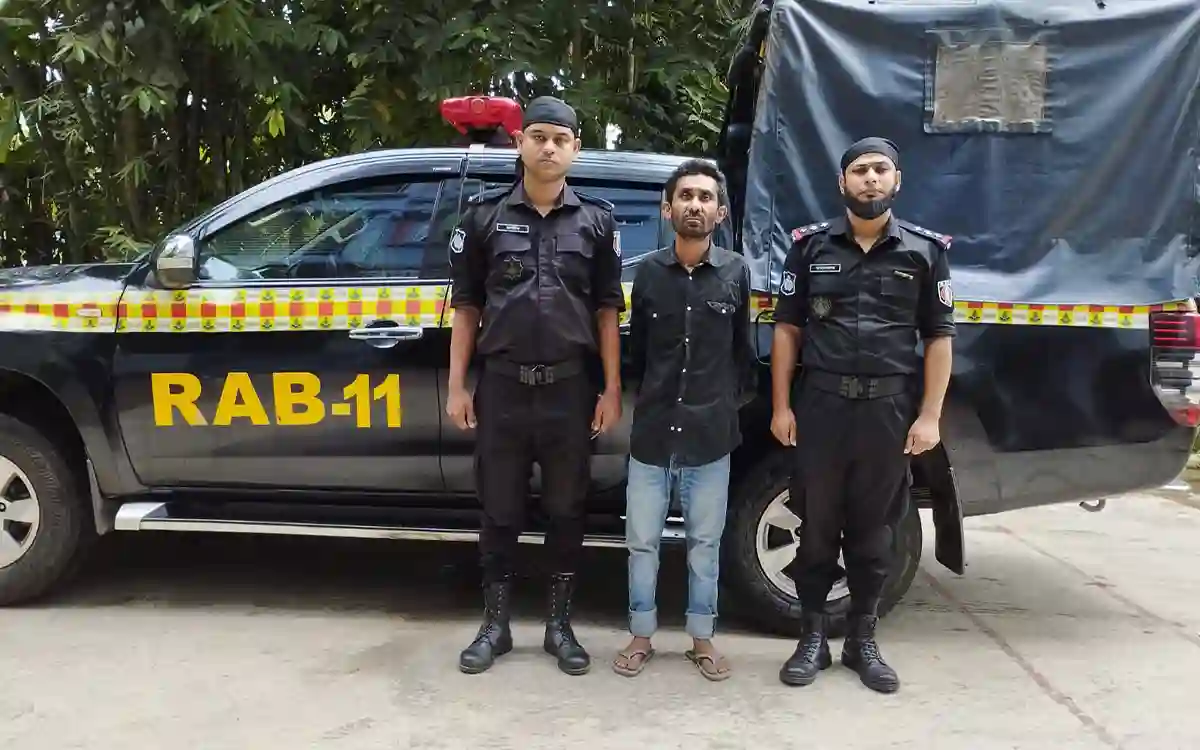 Children tried to rape by temptation of chocolate, youth arrested