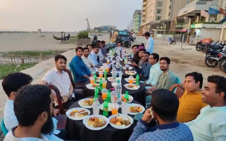 কক্সবাজারে কুবিয়ানদের ইফতার অনুষ্ঠিত