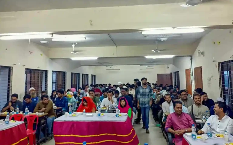 Cumilla University Journalist Association organizes Iftar and Dua