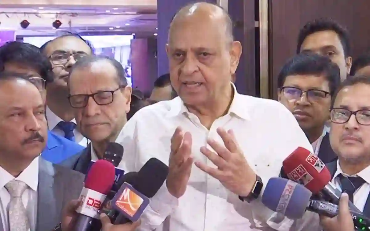 Health Minister calls on Rajuk and Ministry of Public Works to be alert