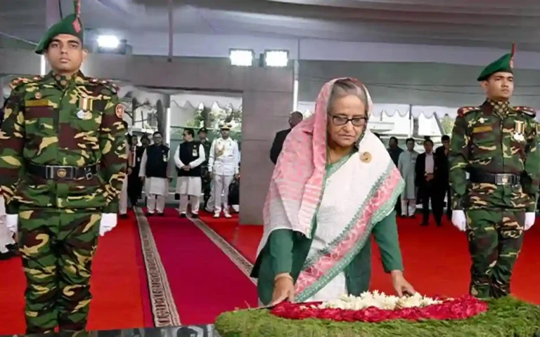 Prime Minister pays homage to Bangabandhu's portrait on Independence Day