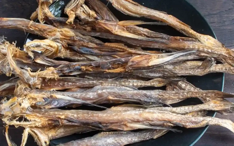 লইট্যা শুটকির ঝুরি ভর্তা: একটি সহজ রেসিপি