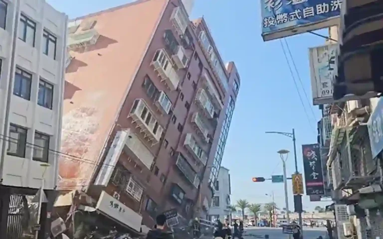 In the earthquake, Taiwan shook 80 times in a few hours