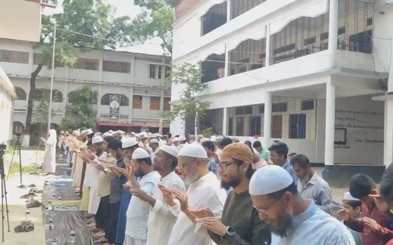 Praying Salah