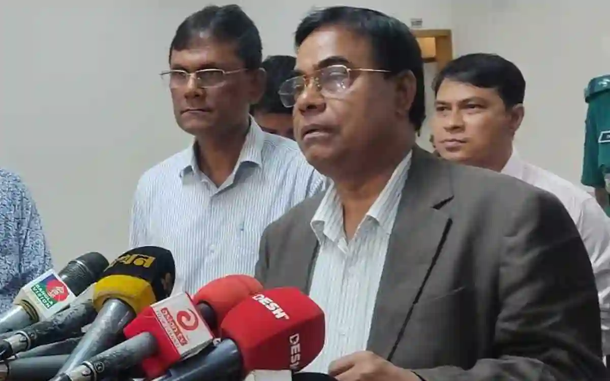 Less than 20 percent voting in four hours said EC Secretary