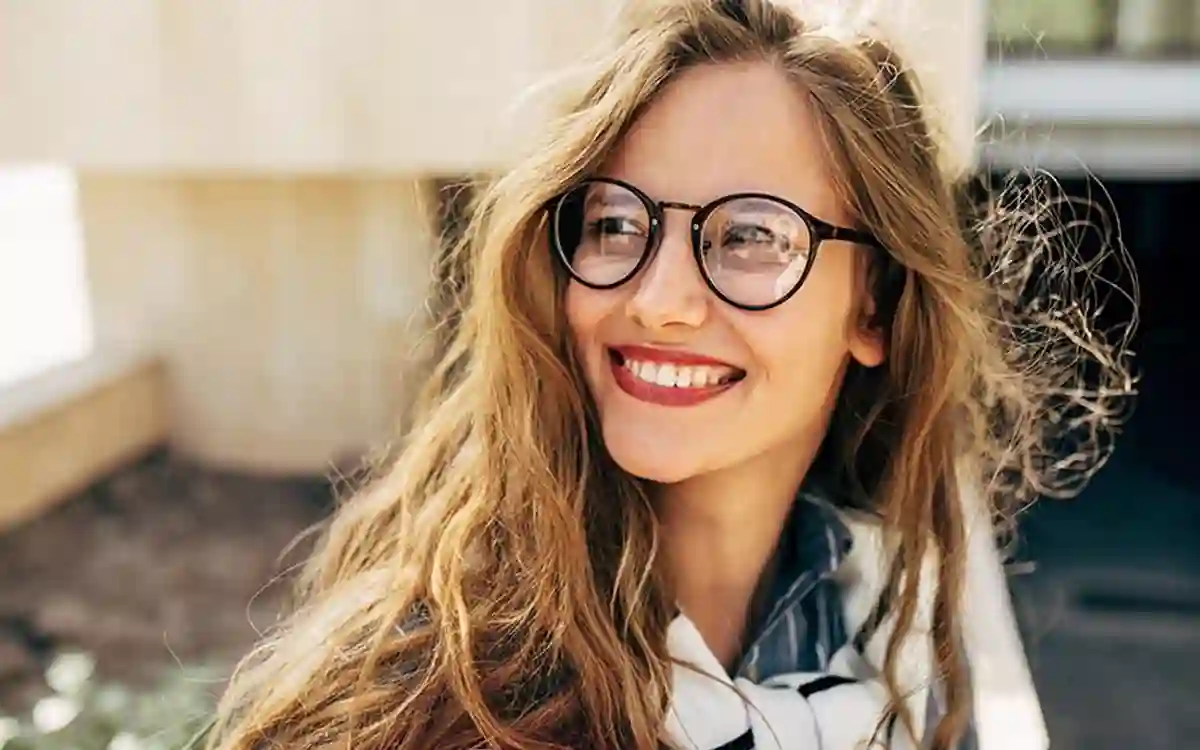 Girl wearing glasses