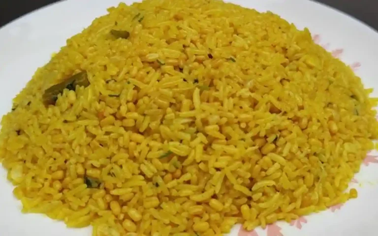 মাষকলাই ডালের ভুনা খিচুড়ি: ঐতিহ্যবাহী খাবারের তালিকায় এক অপরিহার্য নাম