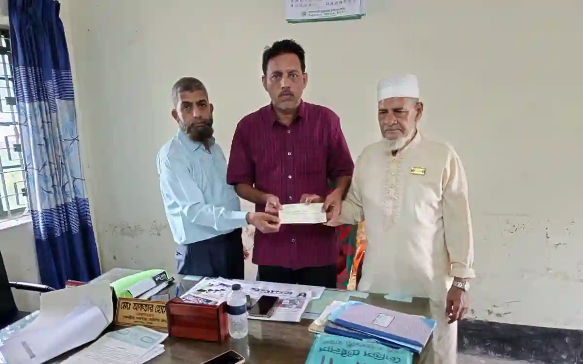 Loan distribution among freedom fighters for self-employment in Brahmanpara, Cumilla