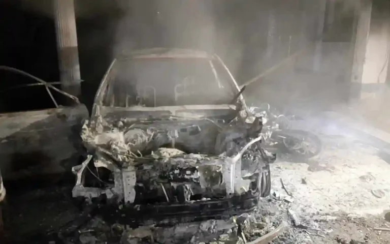 বেগম রোকেয়া বিশ্ববিদ্যালয়ের ভিসির বাড়িতে ভাঙচুর-অগ্নিসংযোগ