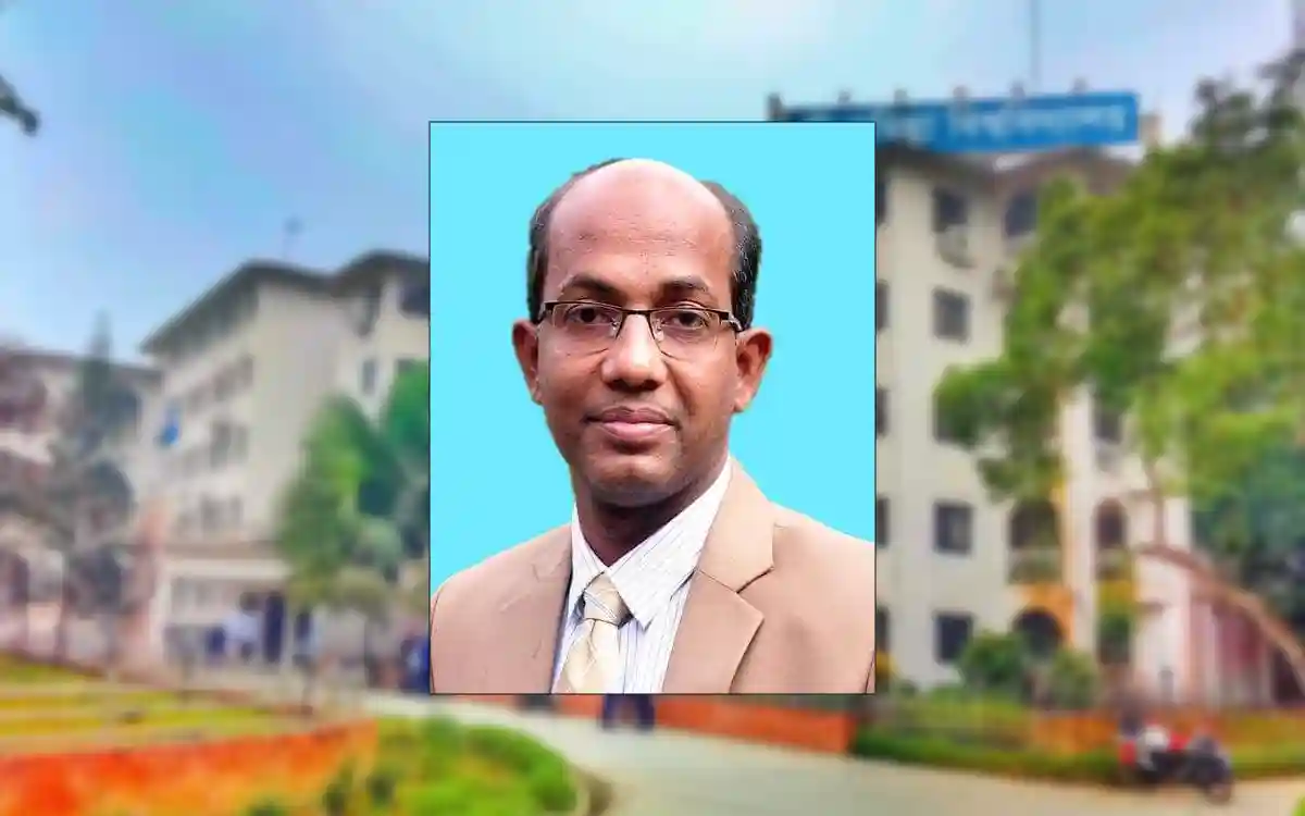 কুমিল্লা বিশ্ববিদ্যালয়ে যোগদানের পর থেকে যেসব কারণে বিতর্কিত কোষাধ্যক্ষ আসাদুজ্জামান