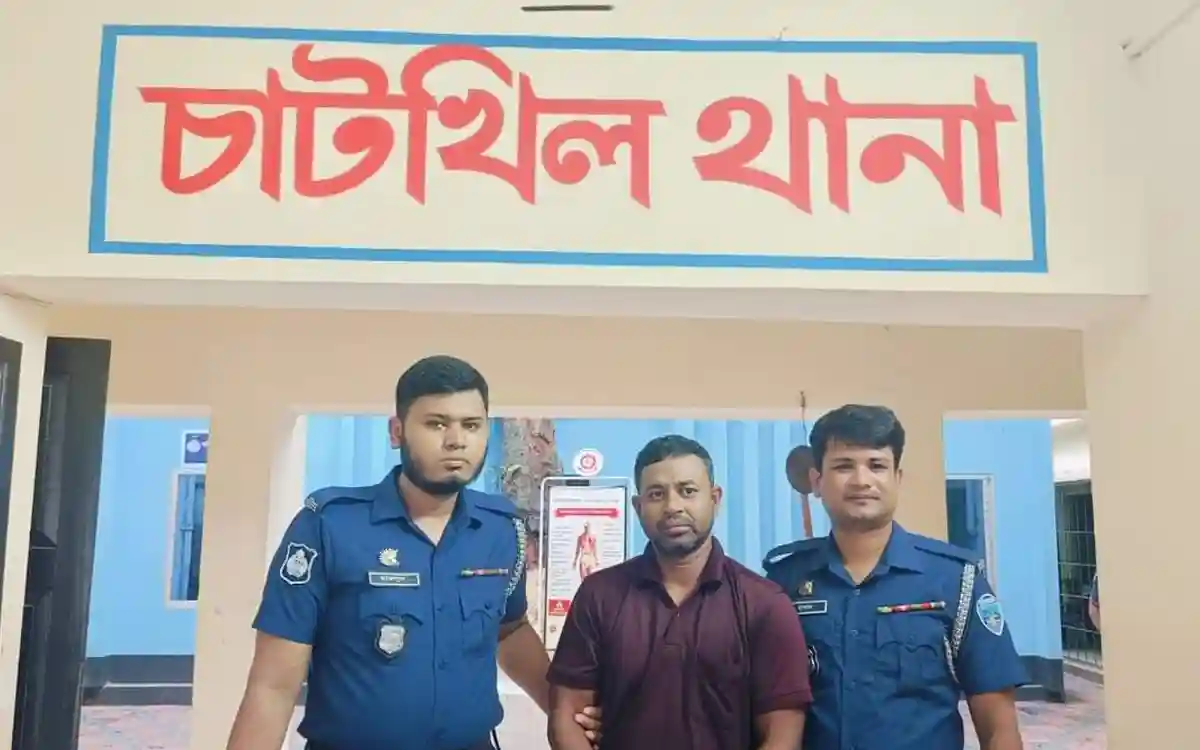 নোয়াখালীতে ৪ হাজার কেজি চিনিসহ পিকআপ চালক গ্রেপ্তার