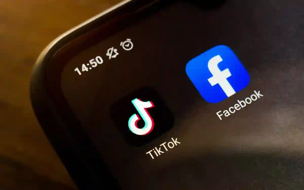 Facebook-Tiktok