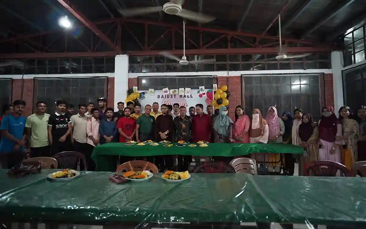 The summer fruit festival was completed by the Byst Hall administration