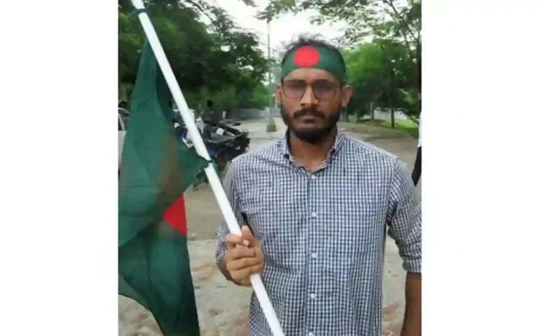 Begum Rokeya University turned into a battlefield, one student was killed