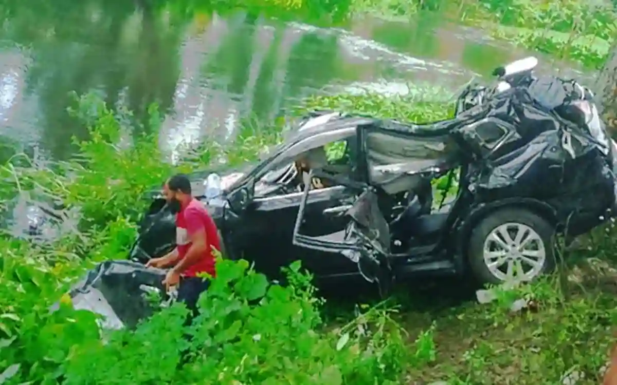 Rising Cumilla - 3 killed including driver in private car ditch in Chandina, Cumilla