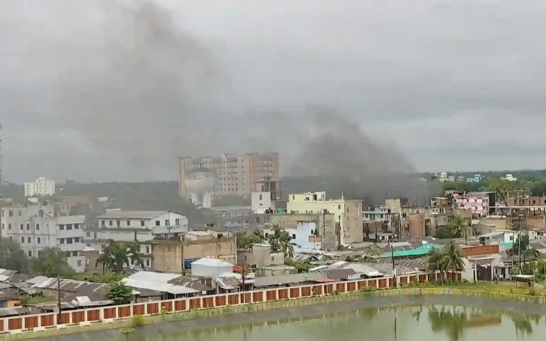 Rising Cumilla - Arson and vandalism in district Awami League office in Noakhali