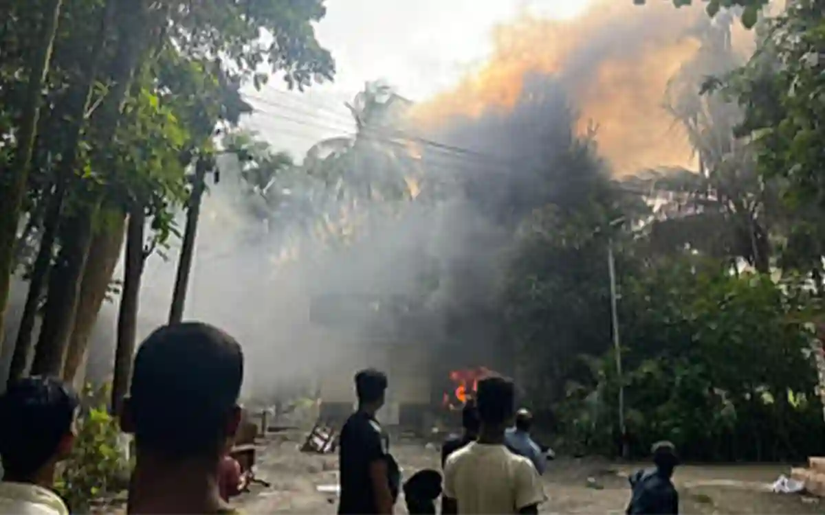 Rising Cumilla - Arson vandalized Obaidul Quader's house, A. League office on fire