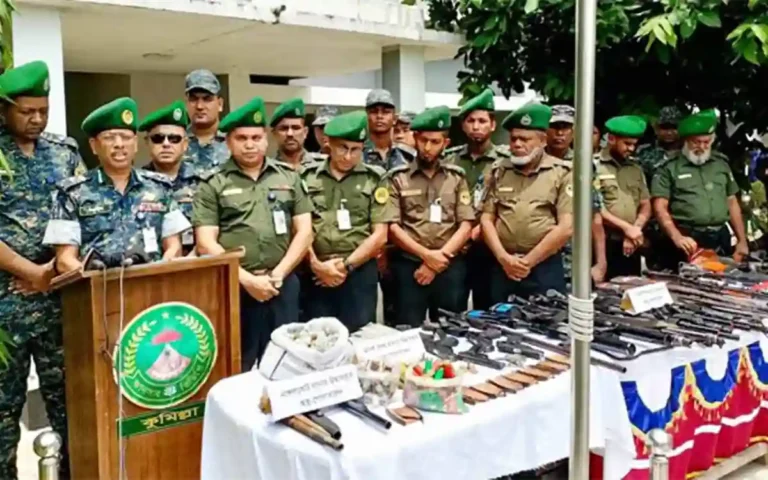 RisingCumilla.Com - 28 weapons-667 rounds of ammunition recovered from police station in Cumilla