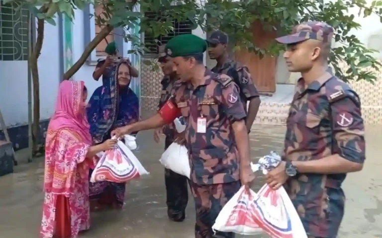 RisingCumilla.Com - BGB members gave one day's salary to flood victims