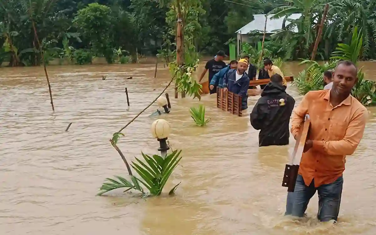 RisingCumilla.Com - floods in Cumilla