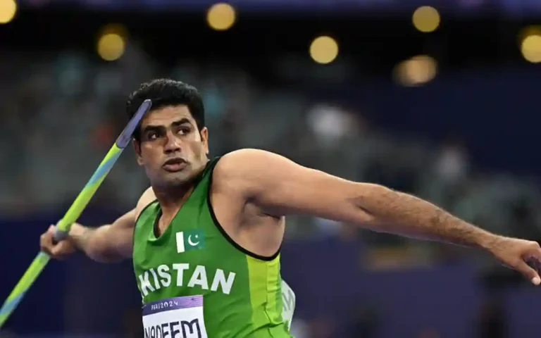 ৪০ বছর পর অলিম্পিকে স্বর্ণ পদক জয় করলেন পাকিস্তানের নাদিম
