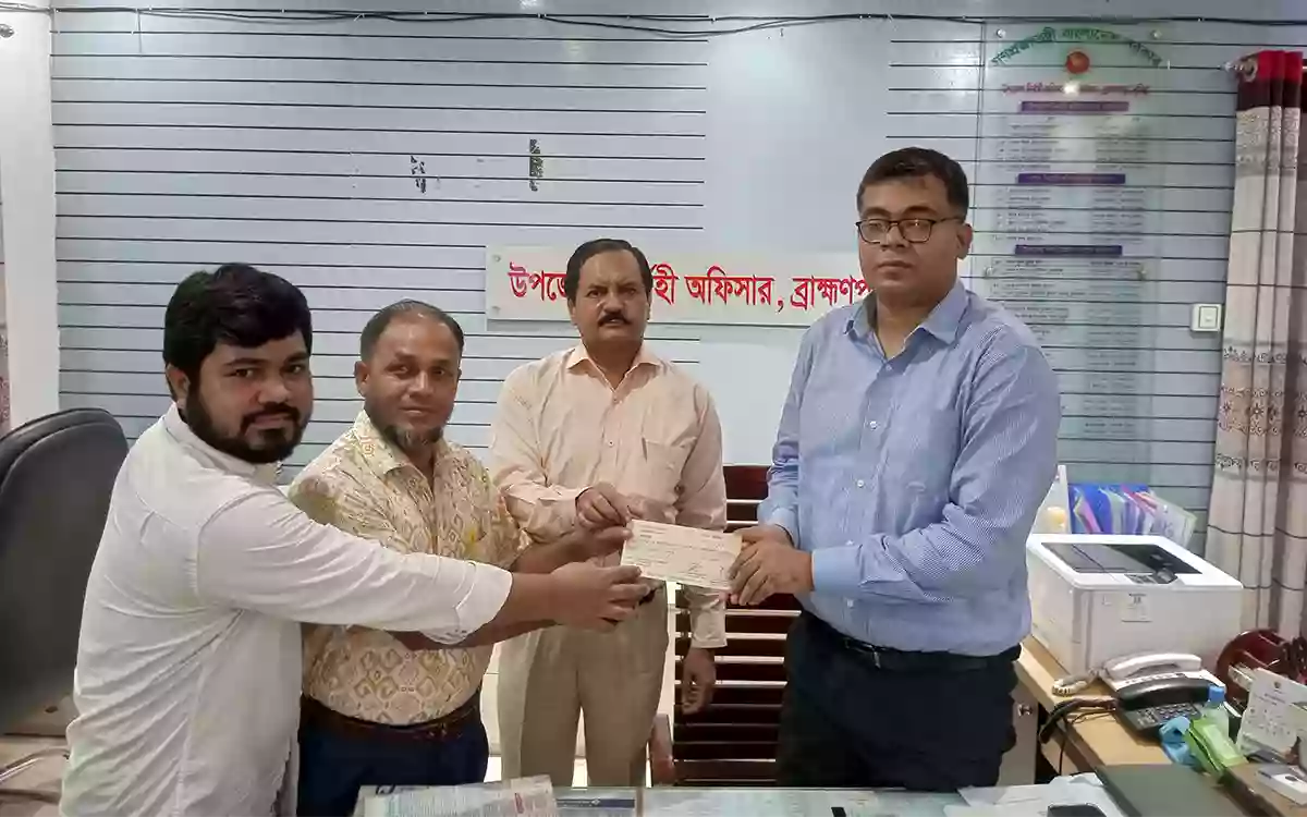 Rising Cumilla.Com - Distribution of Donation Checks among Voluntary Organizations of Jatiya Samaj Kalyan Parishad at Brahmanpara, Cumilla