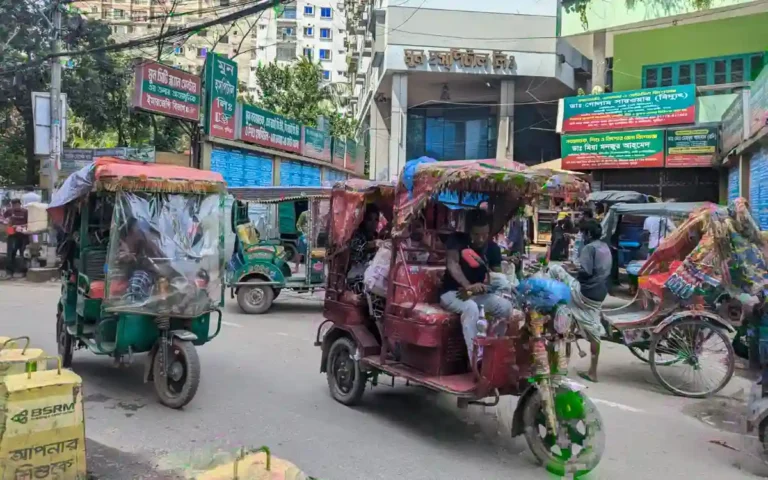 RisingCumilla.Com - Cumilla Moon Hospital Road