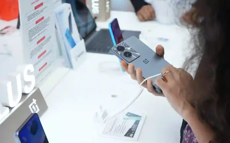 RisingCumilla.Com - Oneplus Smartphone