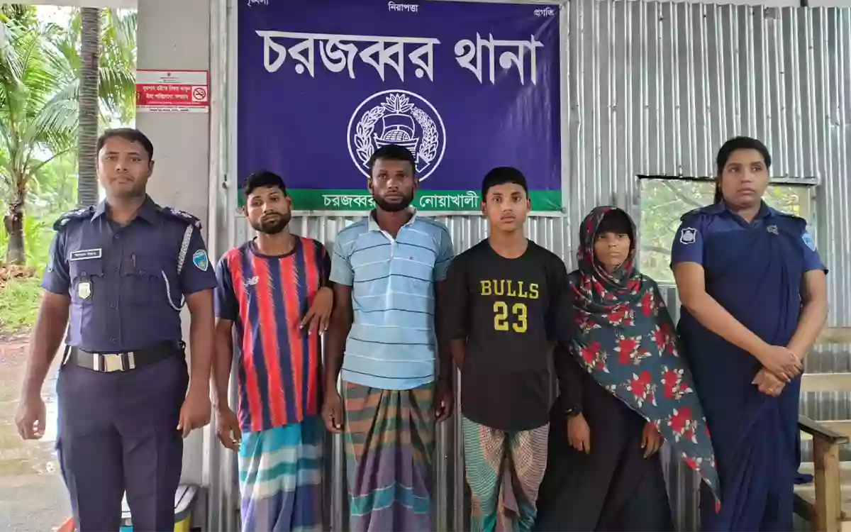 RisingCumilla.Com - Torture of housewives in Noakhali, Detention 4