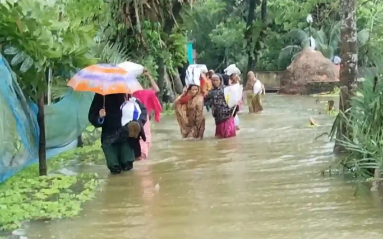 RisingCumilla.Com - floods in Noakhali