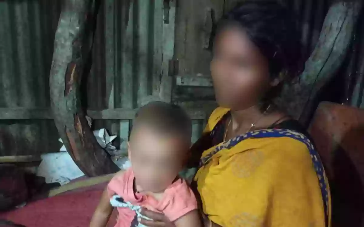 Rising Cumilla - Aklima Begum with child