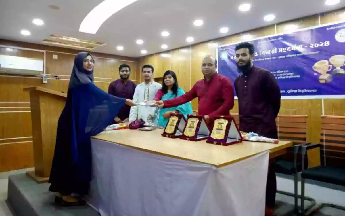 Rising Cumilla - cumilla University Lakshmipur Students Club held freshmen welcome and farewell reception