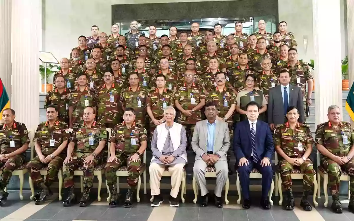 RisingCumilla.Com - The army has come to the side of the people in the crisis of the country Said Dr. Muhammad Yunus