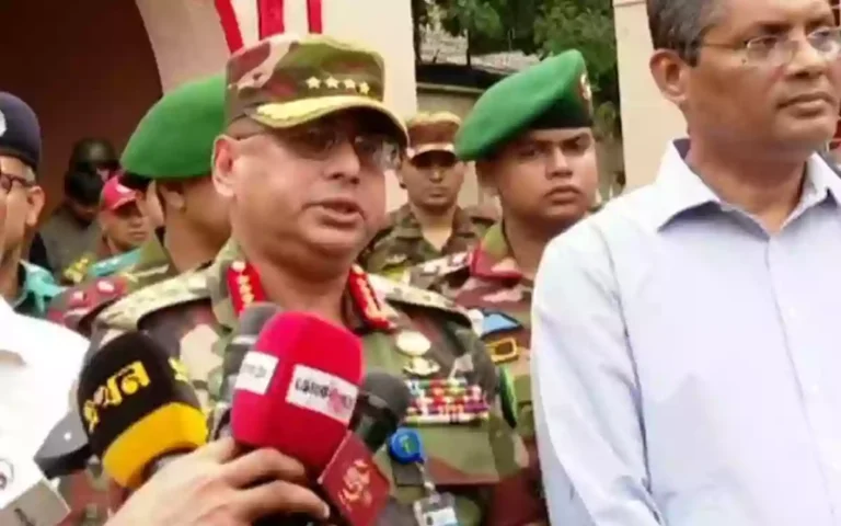 RisingCumilla.Com - We are in the field, fearlessly go to the pavilion Said Army Chief