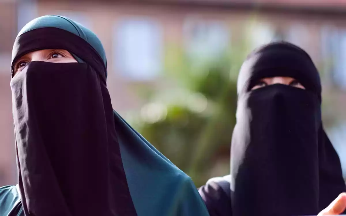 Rising Cumilla - Burqa