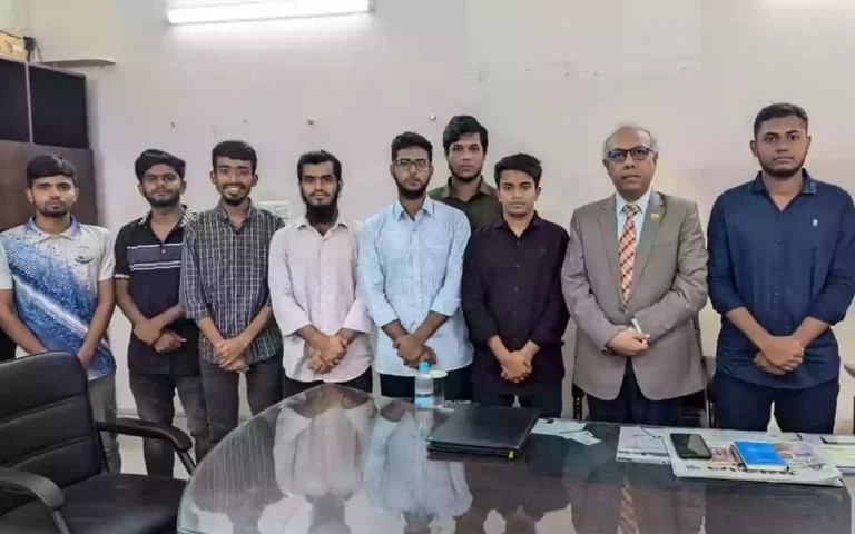 Rising Cumilla - Courtesy of Bobbisus with Bobby's newly appointed Pro-VC