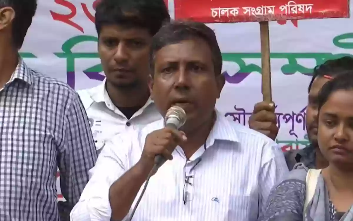 Rising Cumilla - 'Rickshaw-van-easybike' struggle council is rallying for 7-point demand