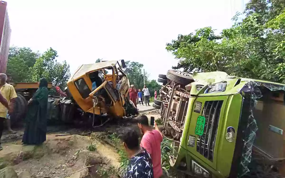 RisingCumilla.Com - Road Accident in Cumilla