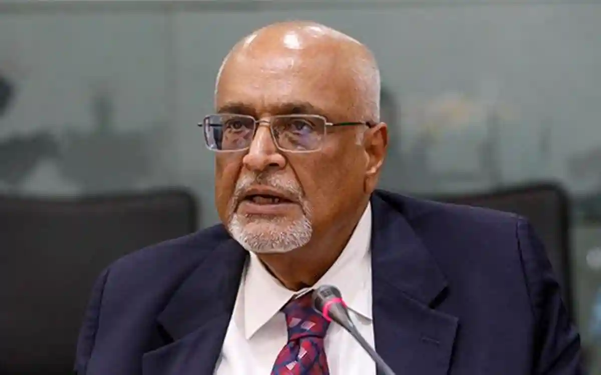 ব্যাংকিং ও জ্বালানি খাতে ব্যাপক অনিয়ম পাওয়া গেছে : দেবপ্রিয়